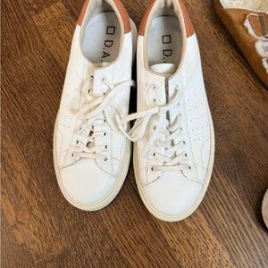 D.A.T.E. White and Tan Sneakers (Men)